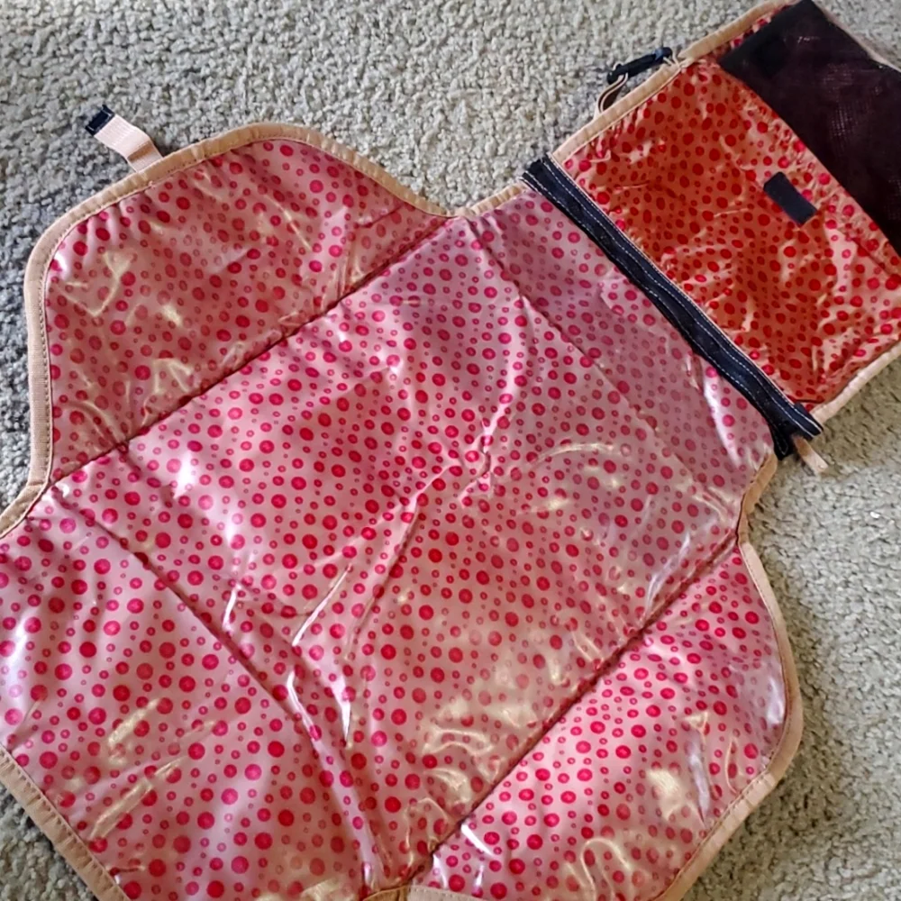 Compact diaper bag - Picture 2 of 3